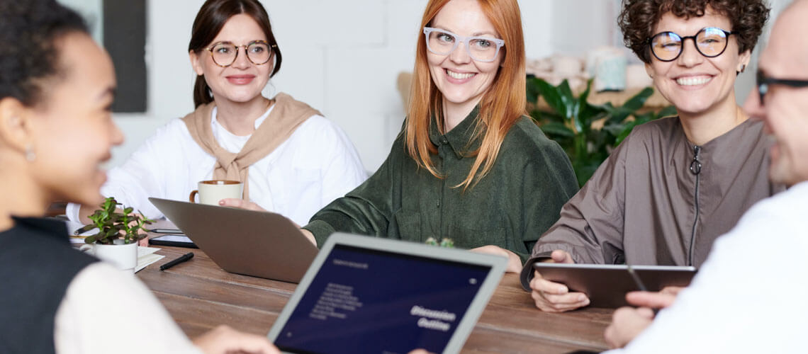 ONLINE CLASSES About Image